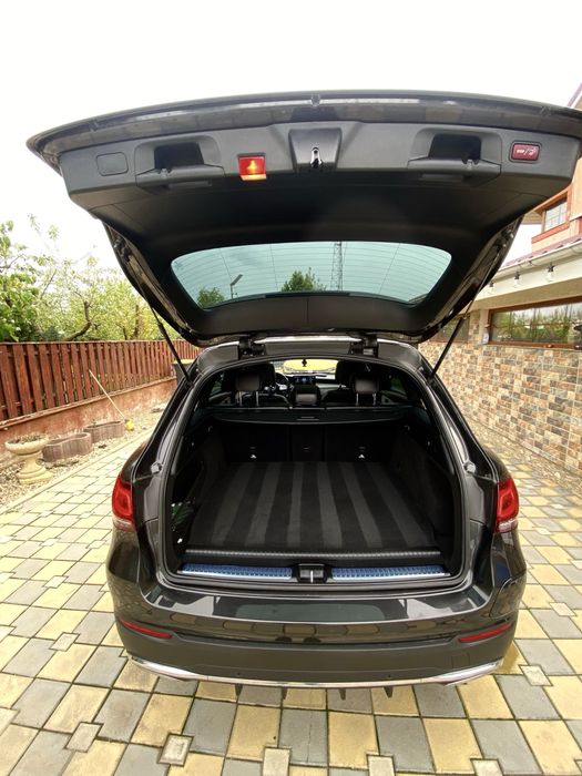 Mercedes-Benz GLC 300 de diesel hybrid 4MATIC AMG Line 2022 | Lumina ambientala /Full Opțiuni | Stare Impecabilă