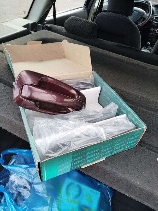 Ручки для дверей, приора