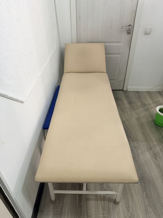 Продаю кушетки, срочно