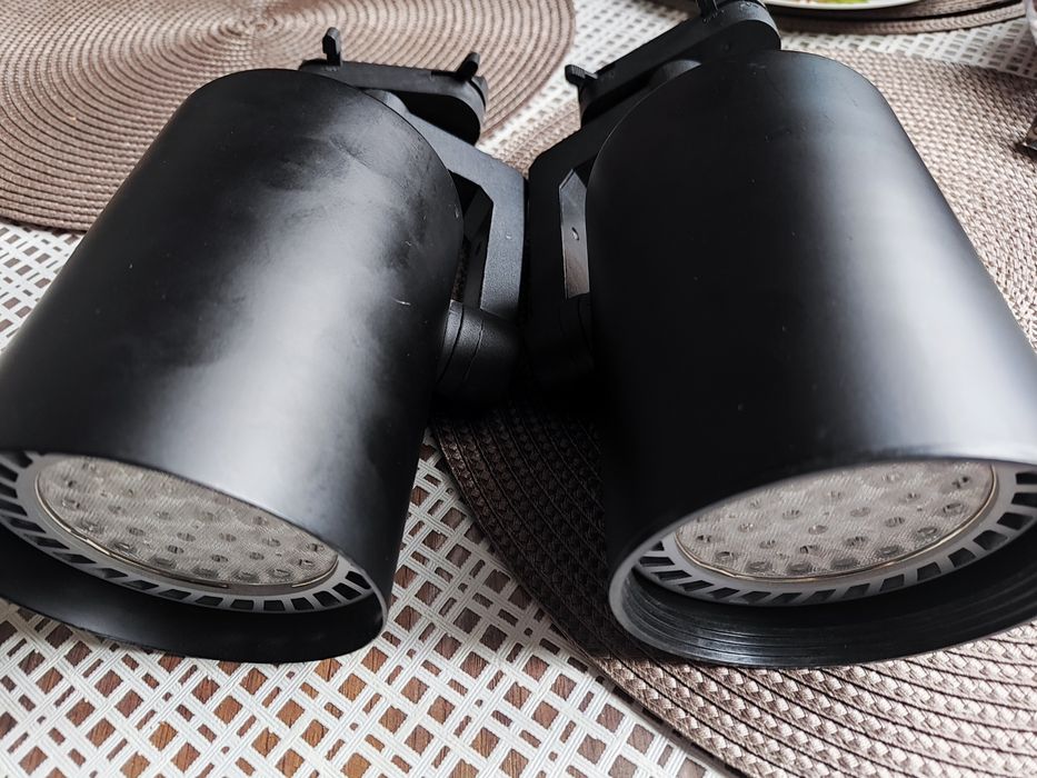 Трековый спот для больших помещений