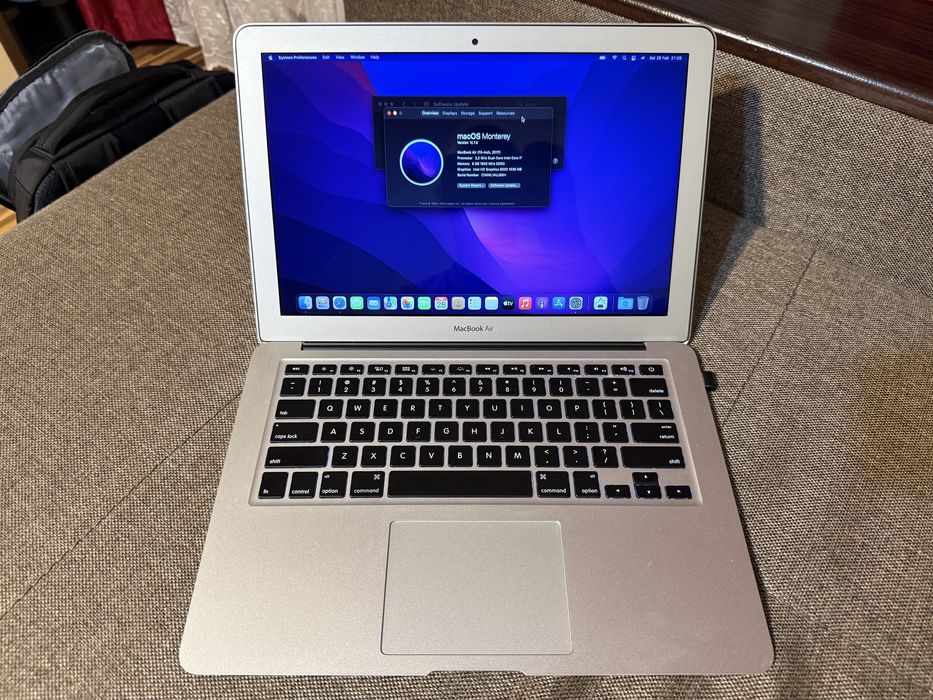 MacBook Air (13-inch, 2017) I7 SSD 500