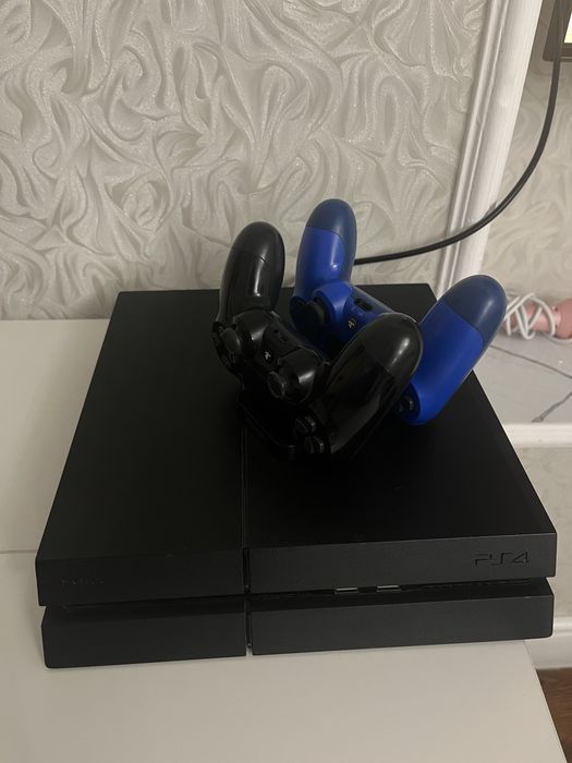 Срочно продам пс4