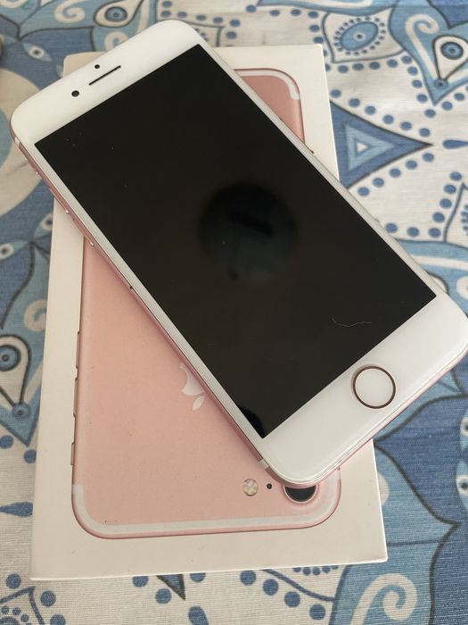 Iphone 8 + . Iphone 7 за части