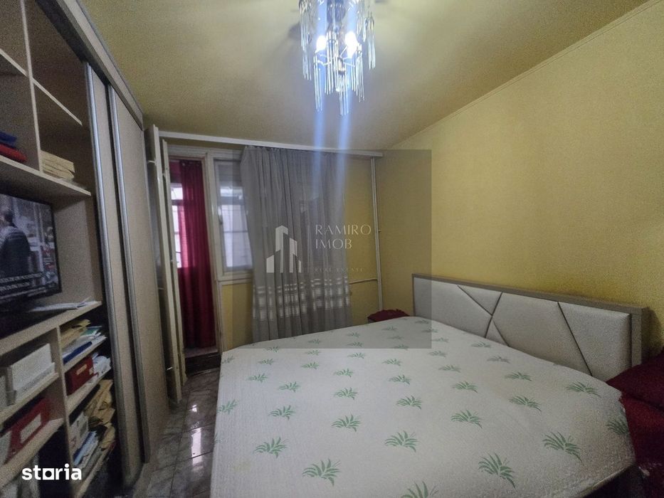 Apartament 3 camere  semidecomandat Rahova