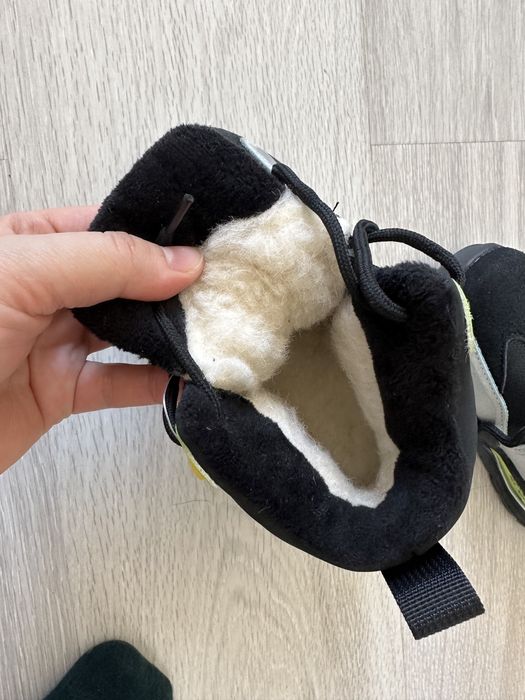 Продам новые ботинки