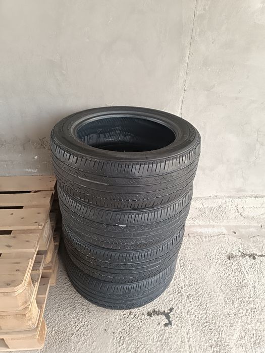 Резина Bridgestone 215/55/17