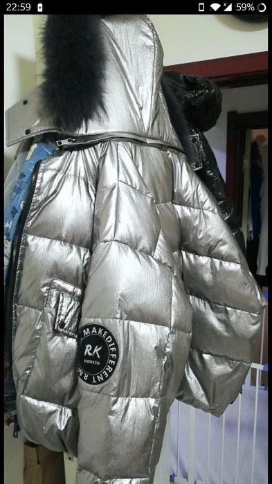 Яке с качулка от сребърна лисица