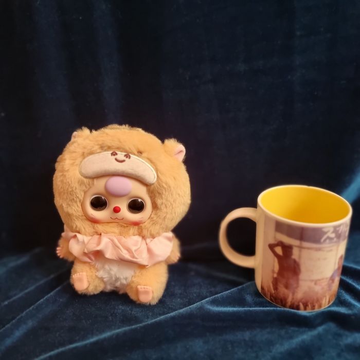 Игрушки сувенирные японский анимэ родня лабубу:)