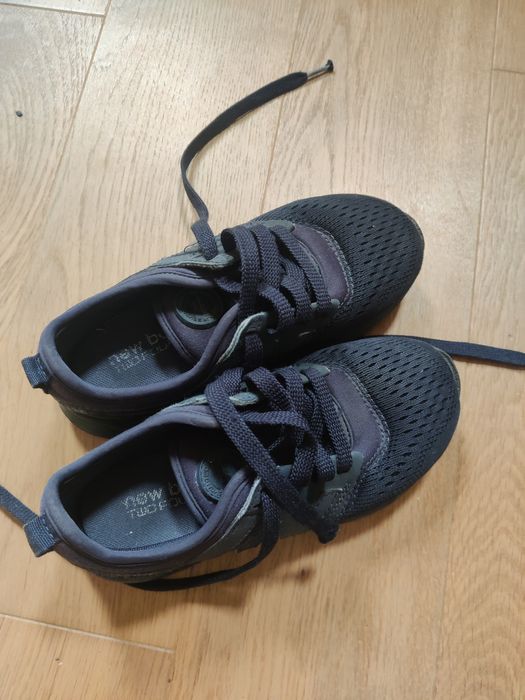 Adidași New Balance mărime 30
