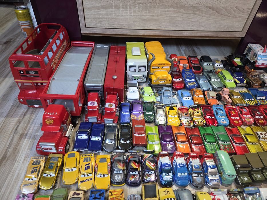 Masinute disney cars metalice