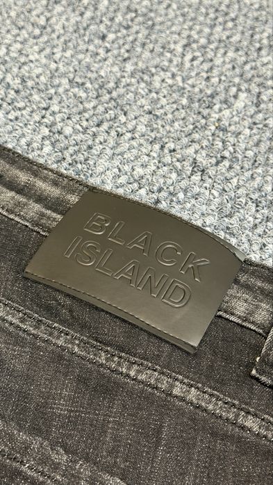 Black Island Capsule 2 черни дънки