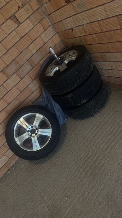 Гуми и джанти за mercedes ml w164  Цената е на евро чисто нови