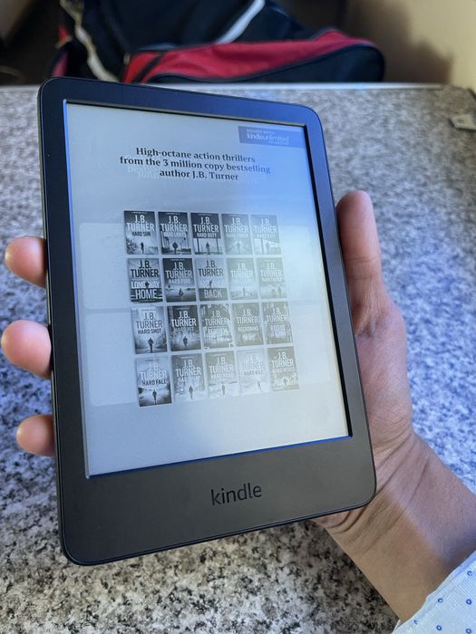 базовый прекрасный Kindle 11