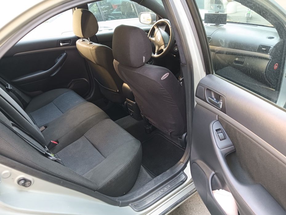 Toyota Avensis D-4D  2.0 126cp