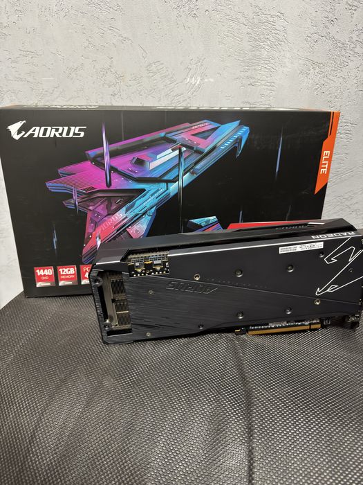 Placa video Gigabyte Aorus RX 6700xt 12gb ddr6