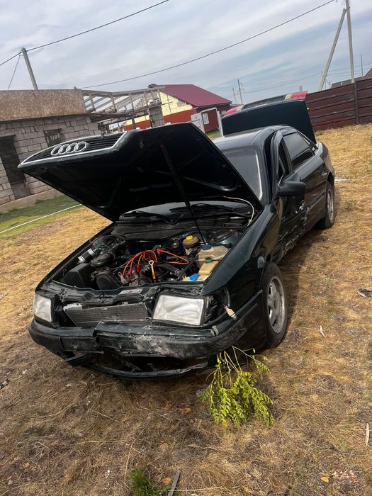 Продам машину Audi 100 c4