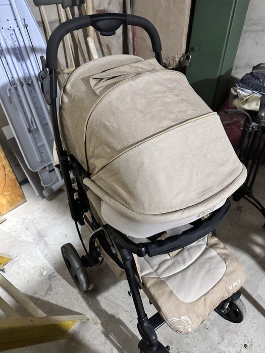 Продается детская коляска б/у