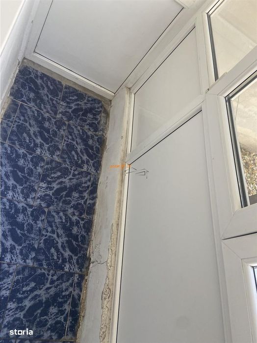 Apartament 4 camere , zona cartier Sud , et 1 , 60 mp , liber