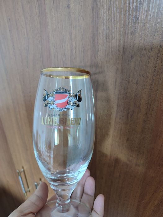 Продам пивные бокалы почти новые