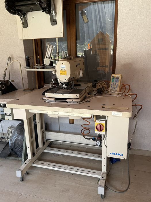 Masina de cusut nasturi si capse JUKI MEB3200S