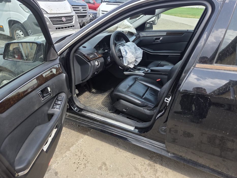Mercedes Benz E class pentru piese E200