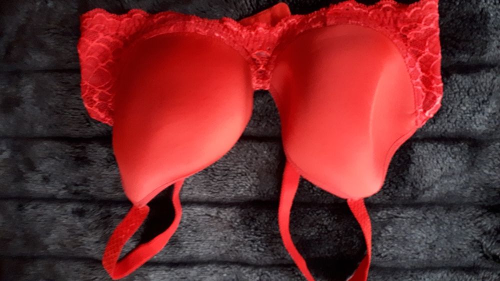 Calvin Klein,Viktoria Secret,Triumph,Simone Perele