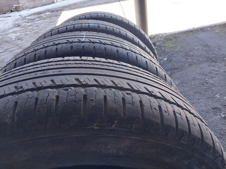 4 шины Nokian 235 65 R17