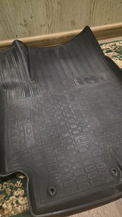 полики на киа рио x-line.