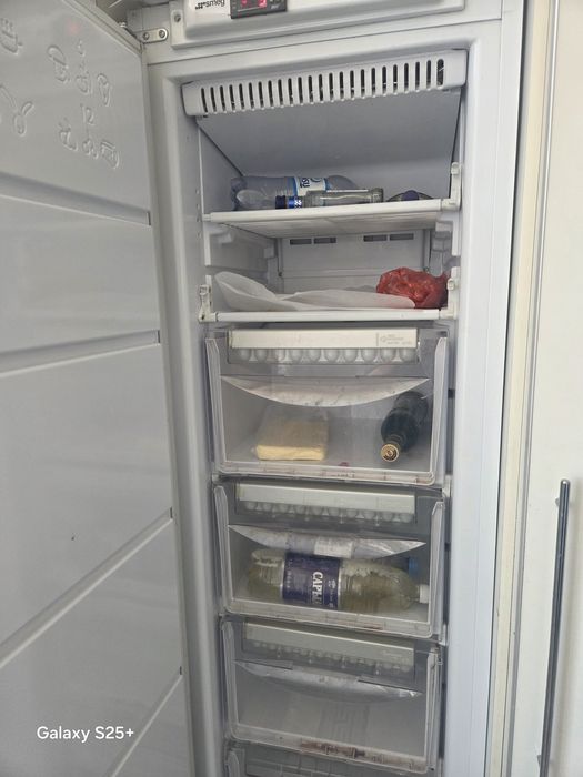 Холодильник встроенный