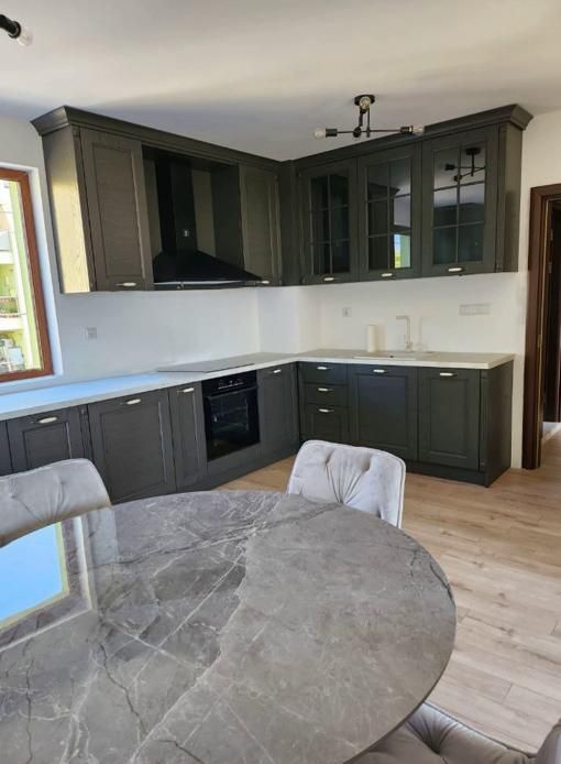 Дава се под наем Тристаен апартамент в Пловдив, Христо Смирненски - 112 кв.м за 700 € - Снимка #2