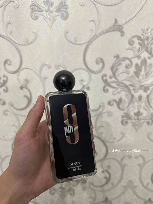 Продаю духи оригинальные