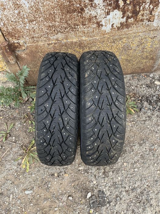 Продам резину на авто.