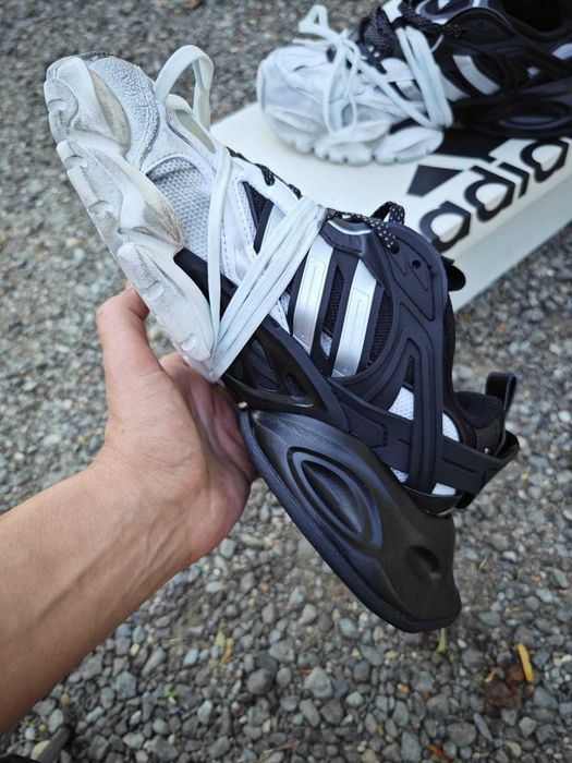 Adidas XLG Runner Deluxe White Black.marimi de la 36 la 44