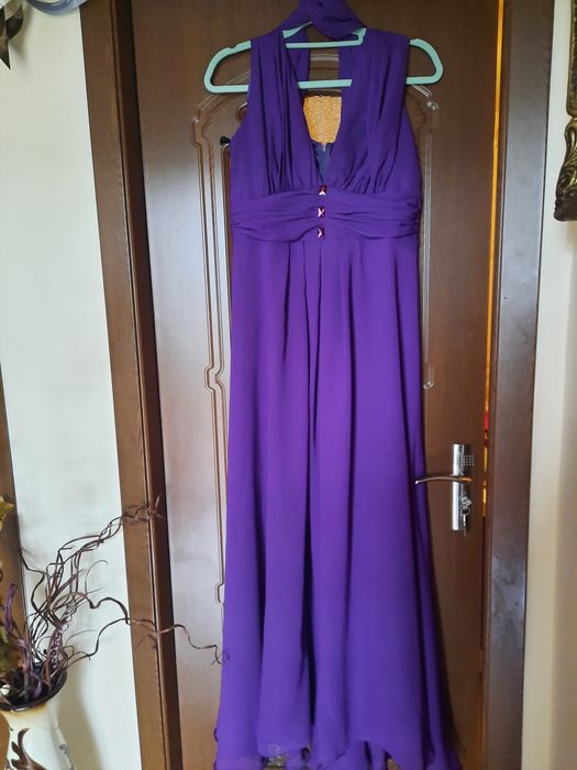 Vand rochie lunga de ocazie / seara, noua, nepurtata