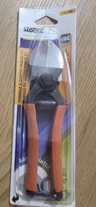 Foarfeca pentru gradina cu tais dublu