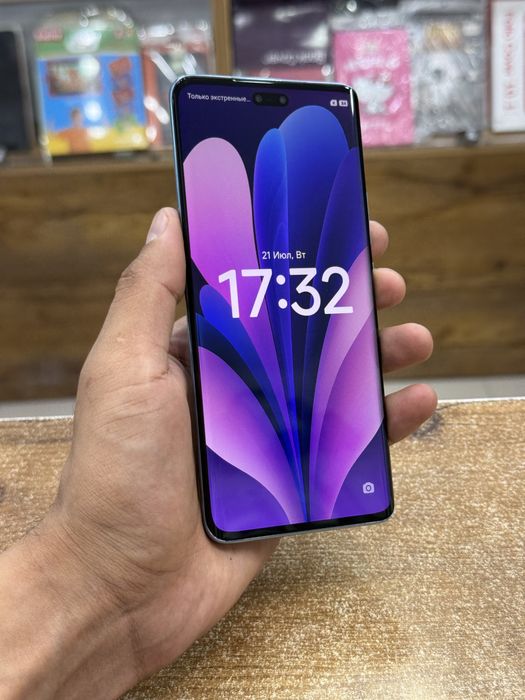 Xiaomi 13 Lite 5G (Snapdragon 7 Gen 1)
