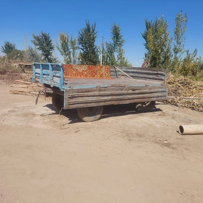 Traktor prisep sotiladi. Holati zor