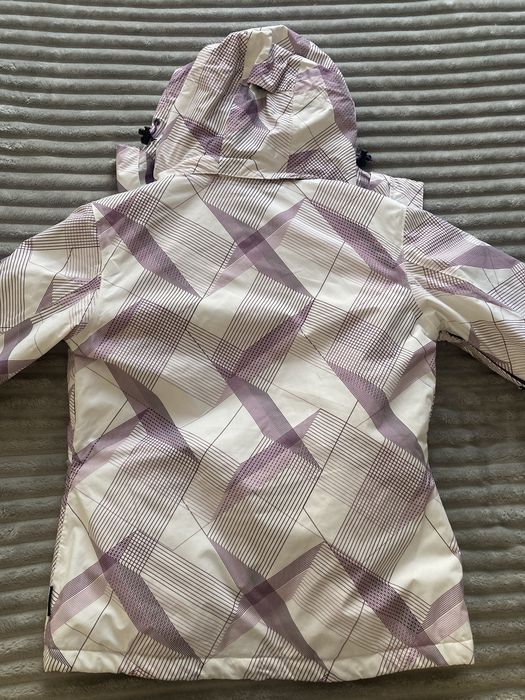 Лыжная куртка.