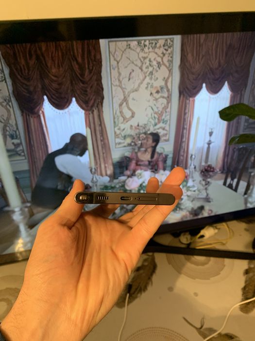 Samsung S22Ultra 12/256гб