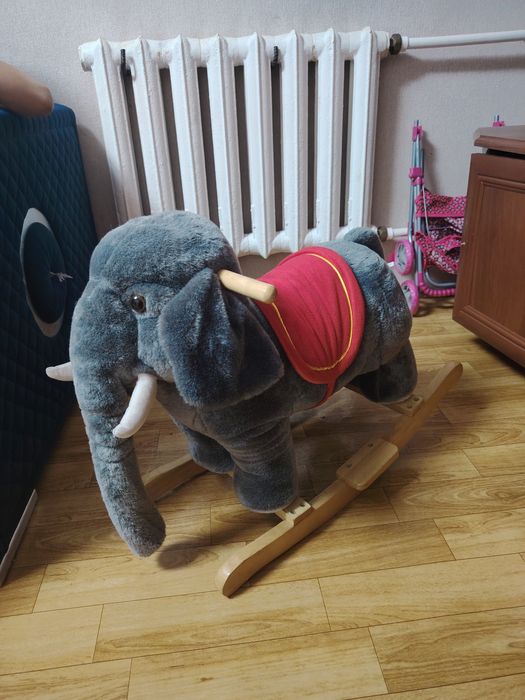 Продам слоник качалку