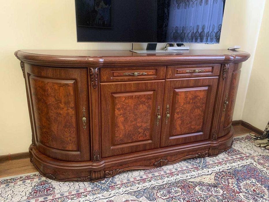 Komod (Комод мебель)