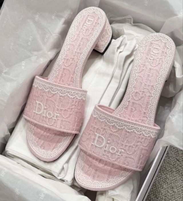 Дамски чехли Dior