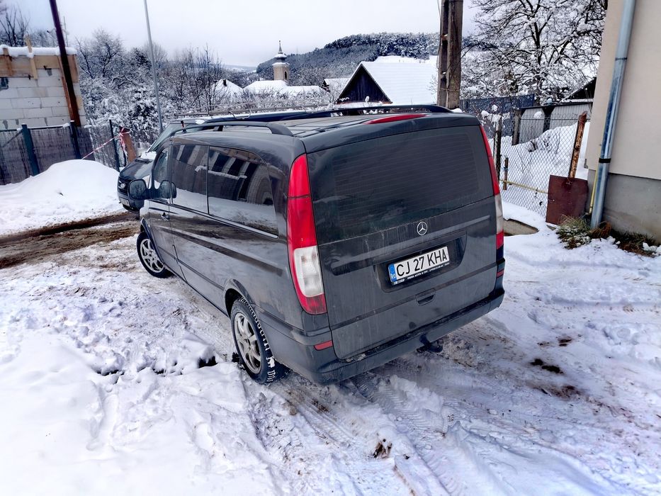 Vând Mercedes vito autoutilitara motor de 3000 cm