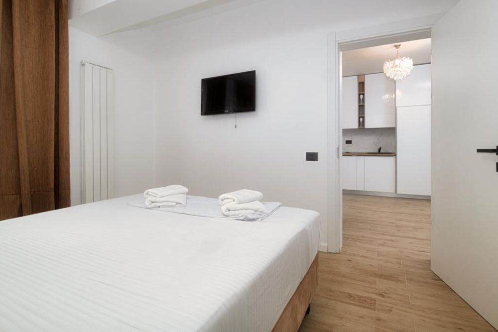 Proprietar, inchiriez apartament doua camere Alezzi Infinity Navodari