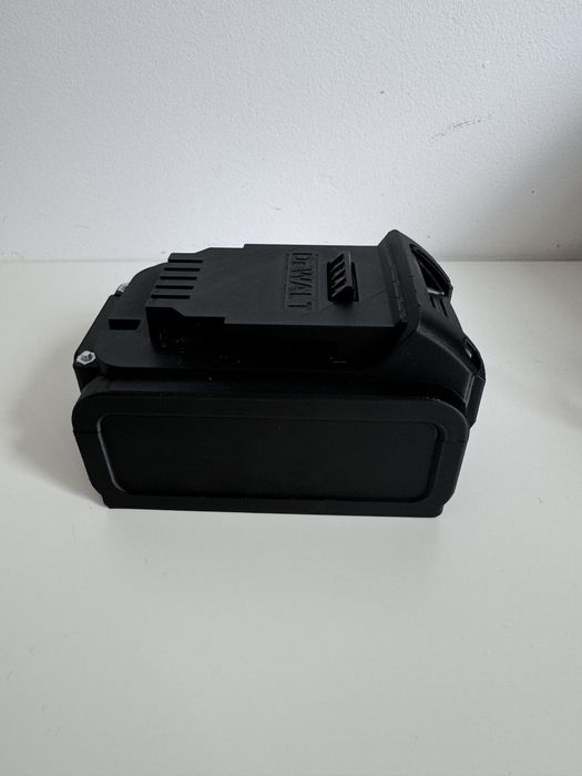 Carcase de schimb pentru baterii Dewalt  18v 5ah