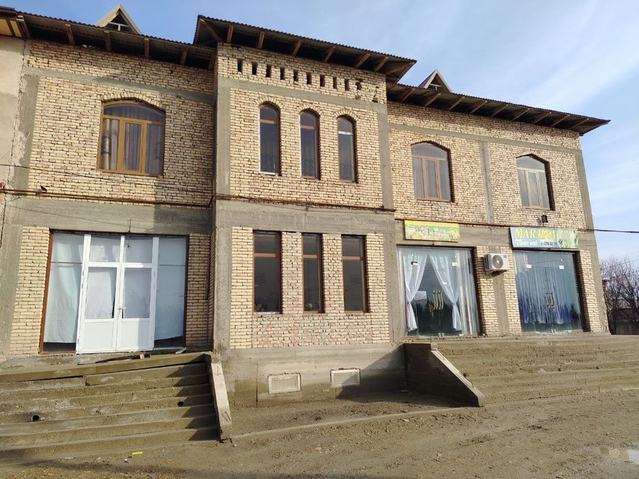 Работакда Уй сотилади