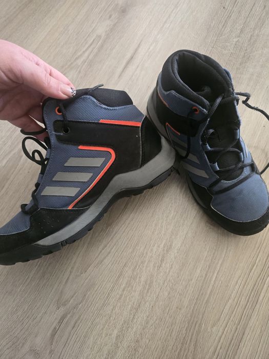 Кецове Adidas terrex
