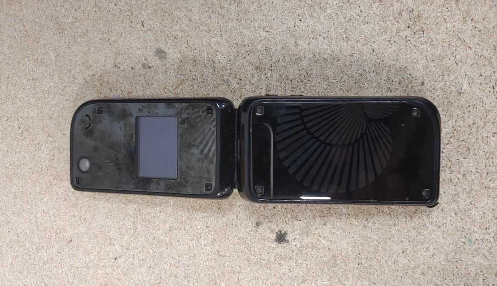 Телефон раскладушка Nokia 7270