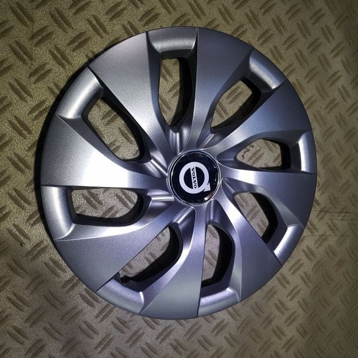 capace roti volvo r16  la set de 4 buc,capace janata aliaj,embleme