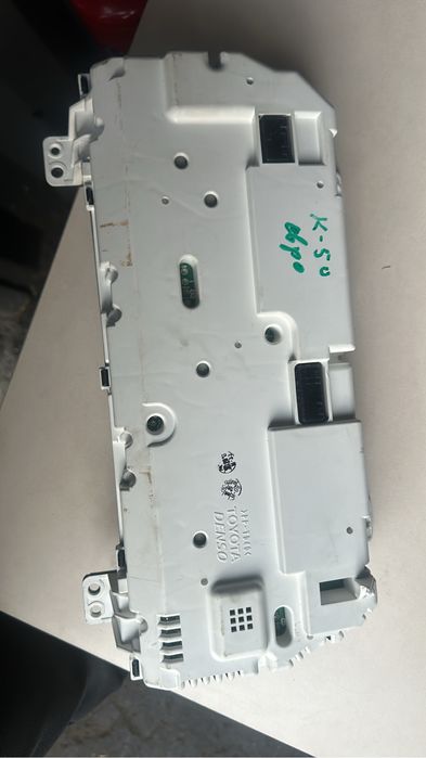 Шиток прибор на Камри 50 европа